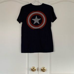 Captain america tshirt disney marvel